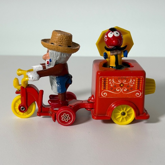 Vintage 70s Corgi Magic Roundabout Mr. McHenry's Trike & Zebedee (9B) - Picture 3 of 14